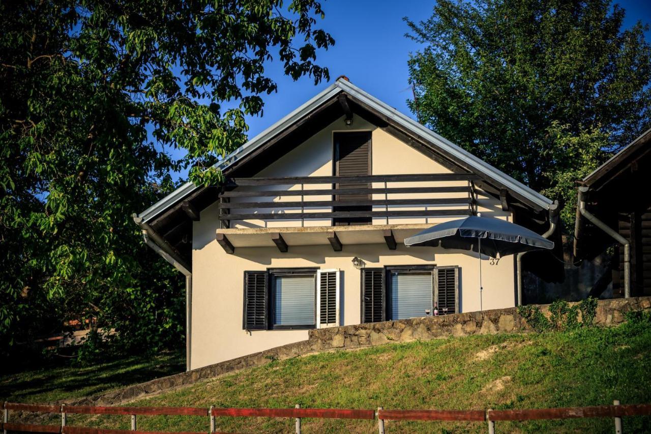 Orahovica Kuca Za Odmor, Ferienhaus, Holiday Home Rugas מראה חיצוני תמונה